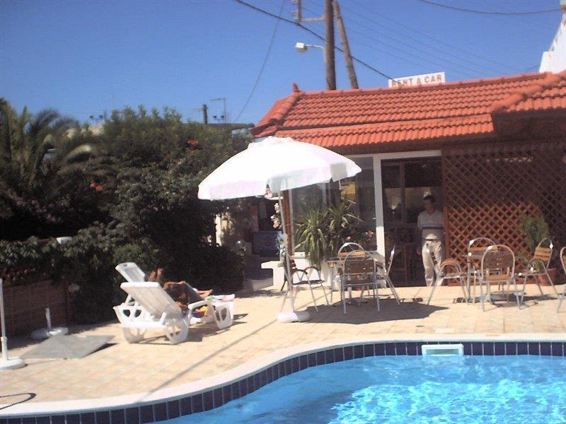 Dimitra Apartments Goúvai Luaran gambar