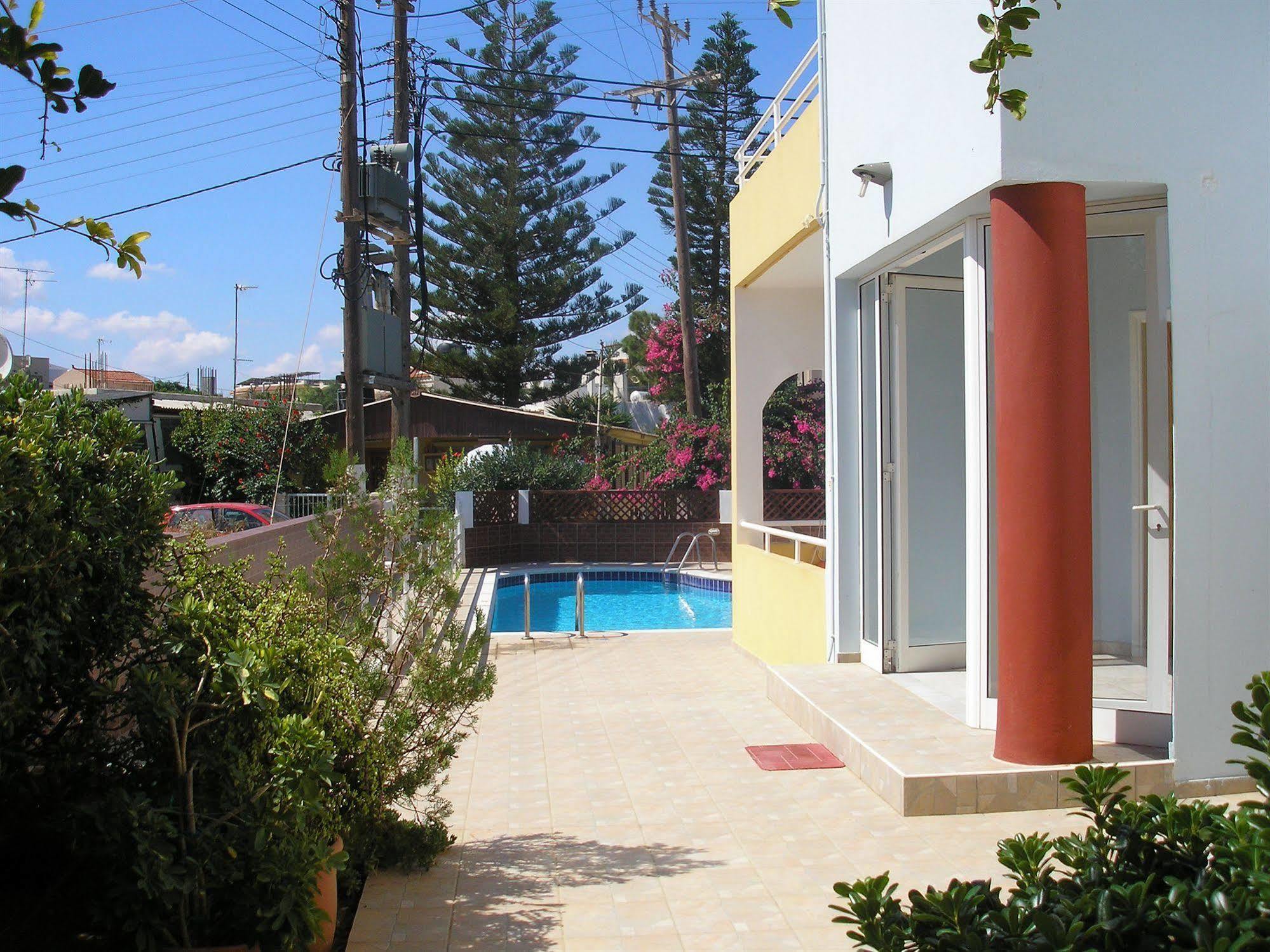 Dimitra Apartments Goúvai Luaran gambar