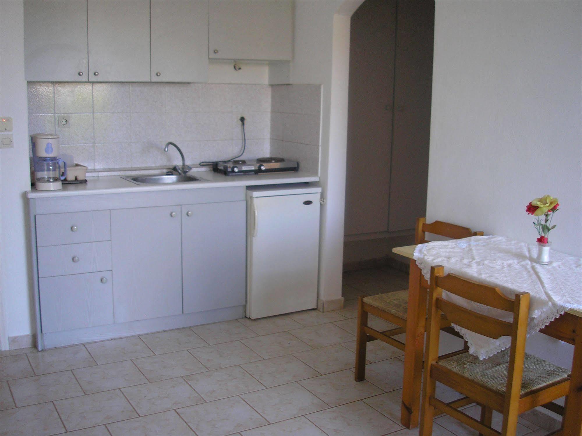 Dimitra Apartments Goúvai Luaran gambar