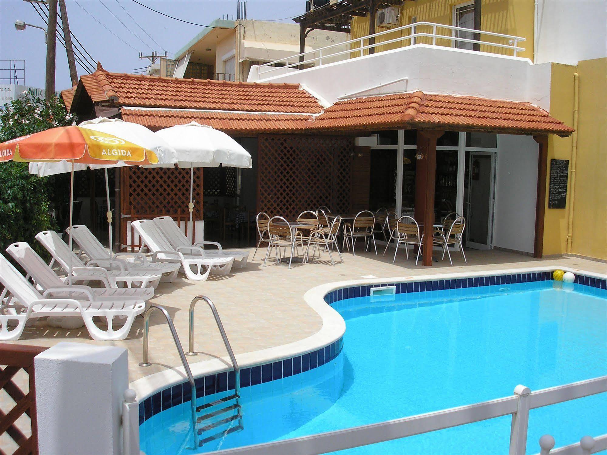 Dimitra Apartments Goúvai Luaran gambar
