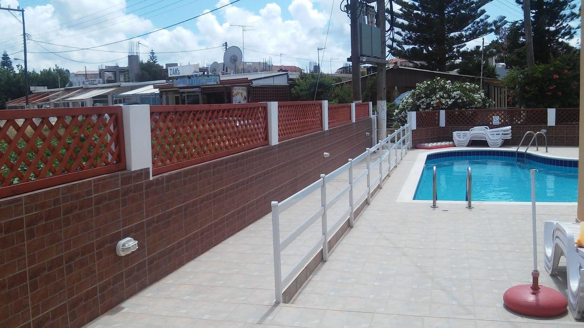 Dimitra Apartments Goúvai Luaran gambar