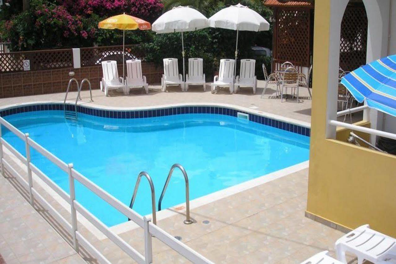 Dimitra Apartments Goúvai Luaran gambar