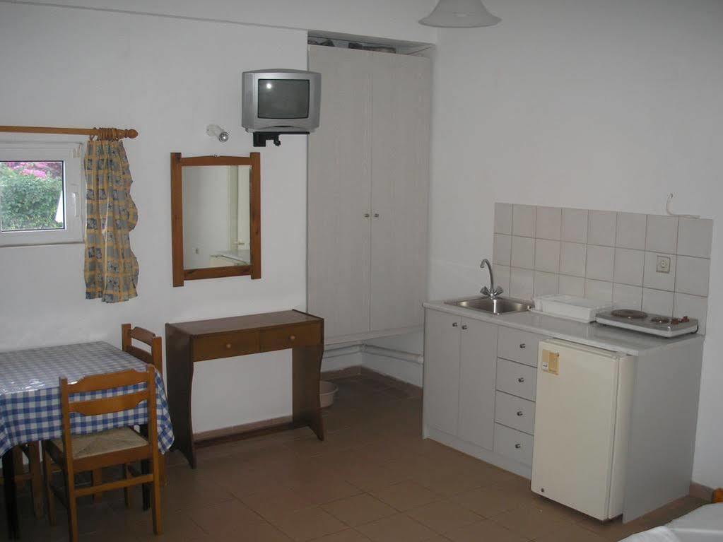 Dimitra Apartments Goúvai Luaran gambar